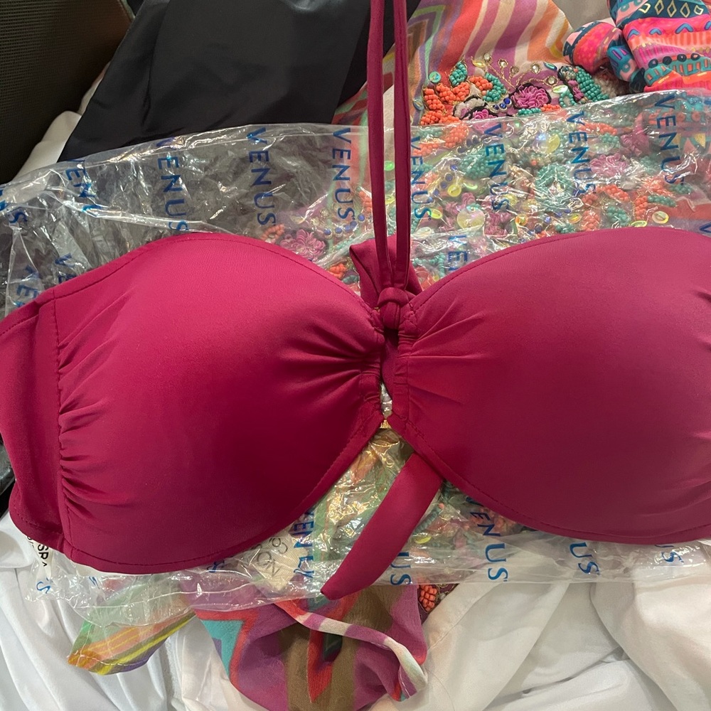 Venus Swim top